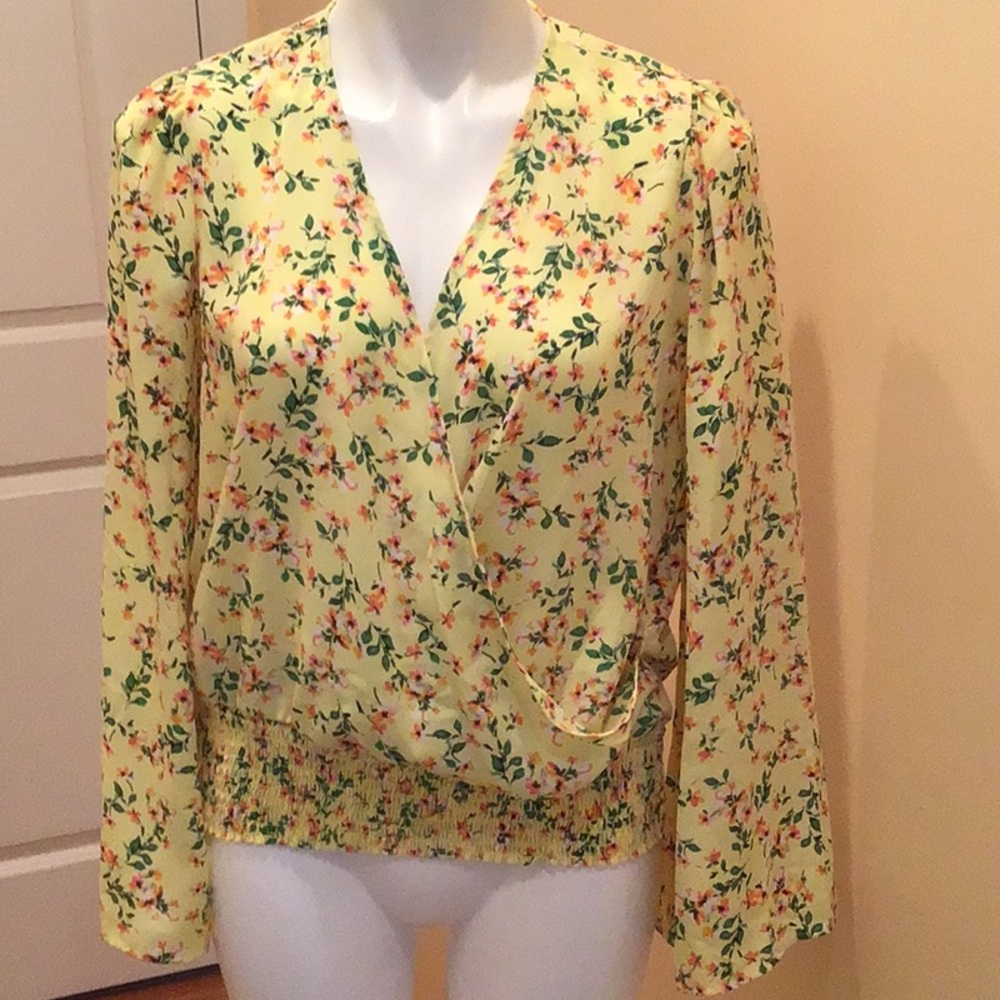 Long sleeves floral top